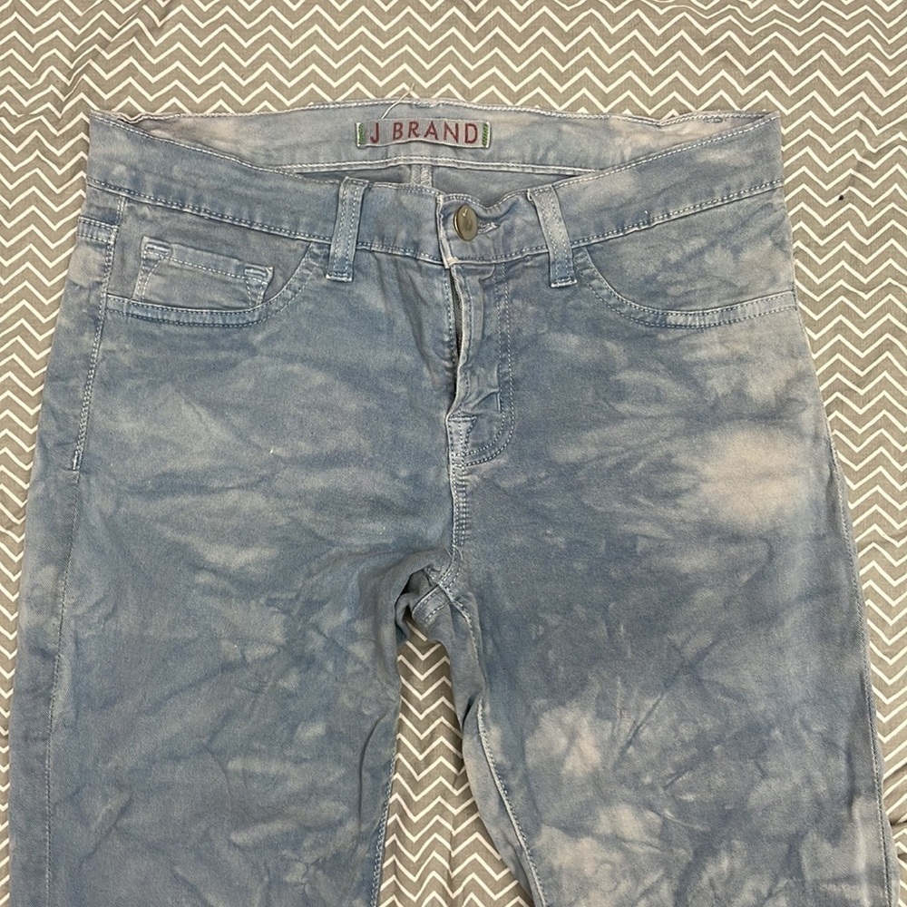 J Brand low rise skinny leg jeans - Picture 2 of 8